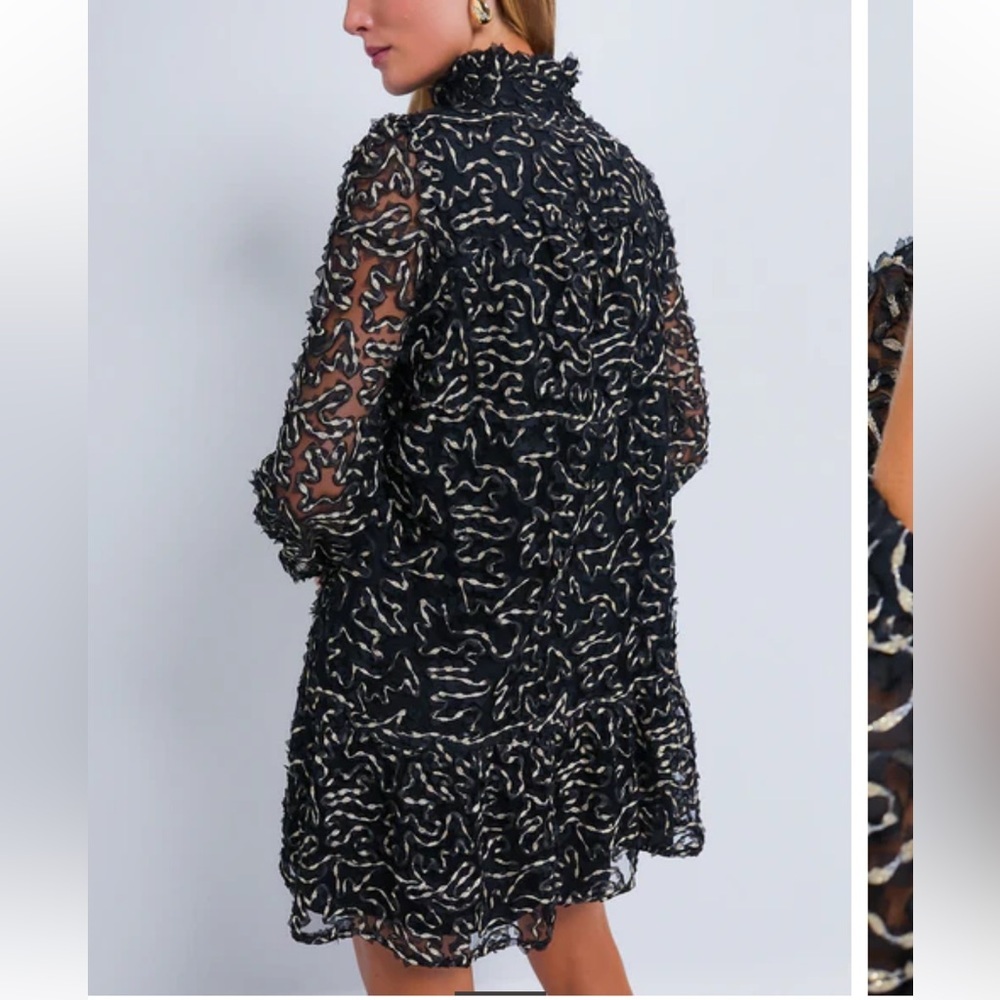 TUCKERNUCK
Nightly Organza Palmerston Dress RT $198 gold black holiday SMALL - Picture 6 of 12
